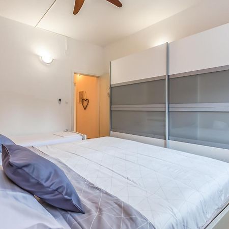 Apartmani Sulenta Tučepi エクステリア 写真